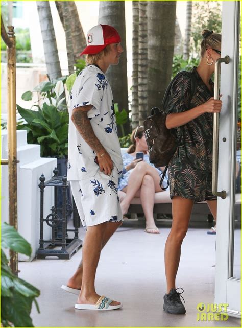 Photo Justin Bieber Shows Off Tattooed Torso On Vacation With Hailey Baldwin 34 Photo 4114518