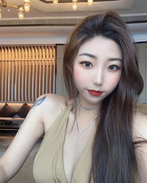 Ultra Hot And Busty Chinese Model Xiujing Ha Porn Pic Gallery The Alpha And Omega Of XXX