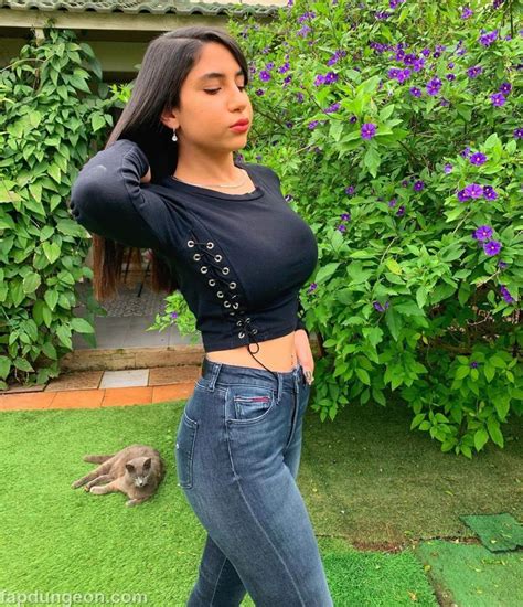 Eden Kremer Sweet Girl With Big Tits Fapdungeon