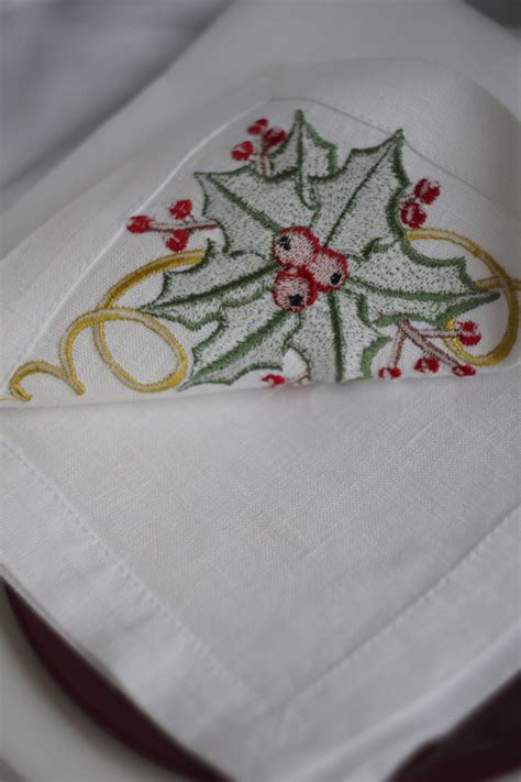 Embroidered christmas cloth napkins christmas table | Etsy