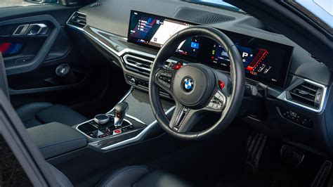 BMW M2 Interior Layout & Technology | Top Gear