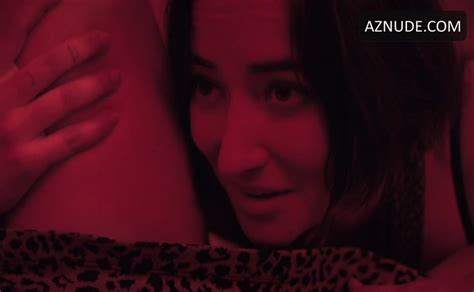 Zelda Williams Paulina Singer Danielle Campbell Lesbian Scene In Shrimp Aznude