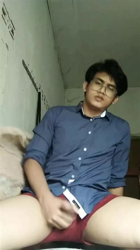 Man Plays Match After Work Gay Big Cock Big Cock Porn Feat MuhaiminNkPepek XHamster