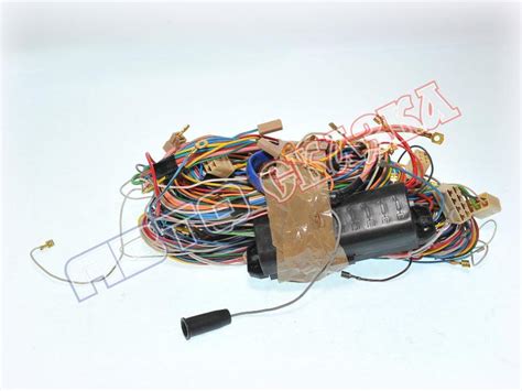 Проводка ВАЗ 21011, полный к-т, 21011-3724210 – купить запчасти для ...