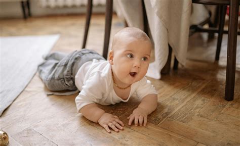 Why Is Tummy Time Important Top Benefits Of Tummy Time Eco Pea Co