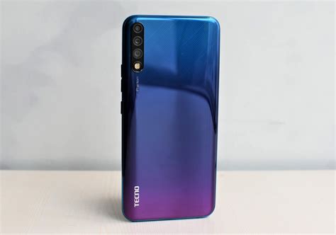 Tecno Phantom 9 Review: Boring Phone With A Brilliant Display ...