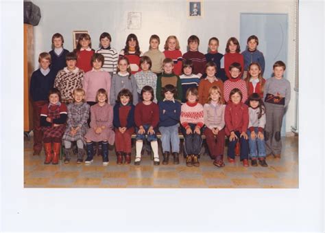 Photo de classe Cours Moyen 1ère année 1981 1982 de 1981 Ecole Jules