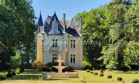 Petit Château Xix Avec Trés Nombreuses Dans Maulay Nouvelle Aquitaine