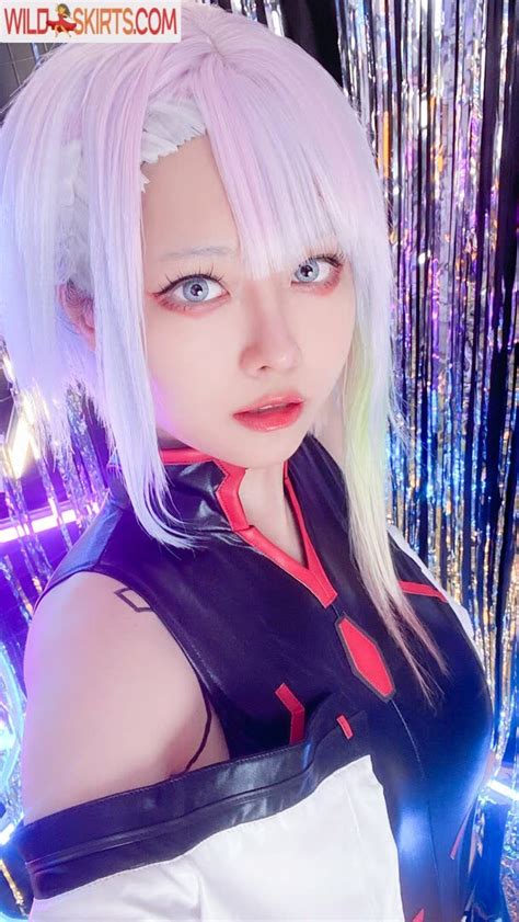 23 Hot Photos By Arty