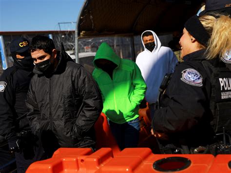 Las medidas de Donald Trump desatan pánico y paranoia entre los