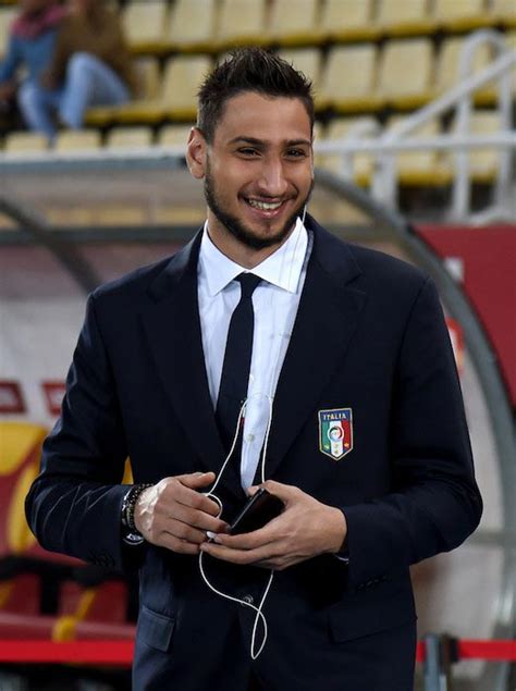 Gianluigi Donnarumma Height Weight Body Statistics - Healthy Celeb