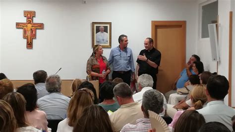 Lleno Absoluto En La Conferencia De Proyecto Amor Conyugal Di Cesis