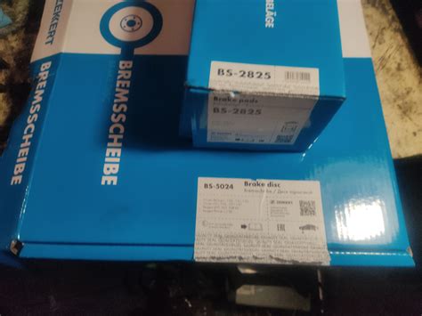 Передние тормоза — Peugeot 408, 1,6 л, 2013 года | своими руками | DRIVE2