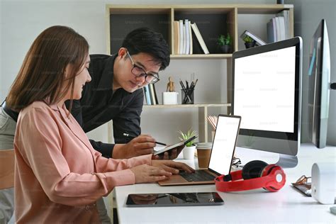 Oneyplays cast members announce a major new project together 9