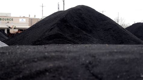 Green Bay coal piles owner declines county offer, asks to negotiate