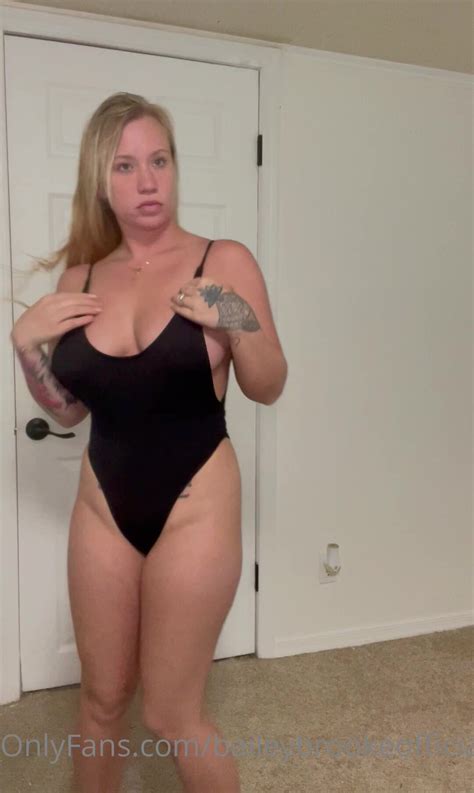 BaileyBrooke Solo Bikini Try On Session Porntr