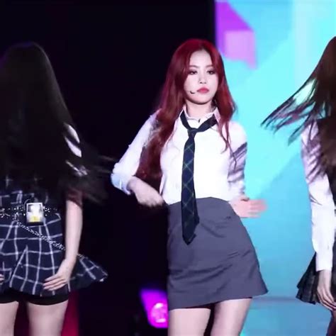 Idle Rt Nxde On Twitter Rt Kpopsapphic Soojin S Hot Issue Fancam Is For The
