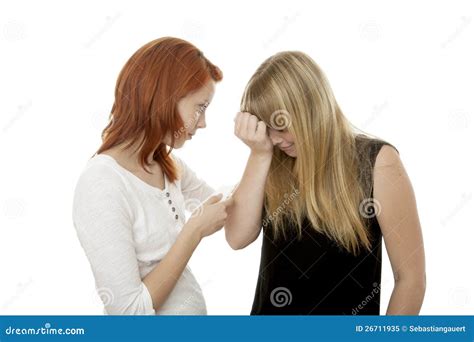 Het Jonge Rode En Blonde Haired Meisjes Troosten Stock Afbeelding