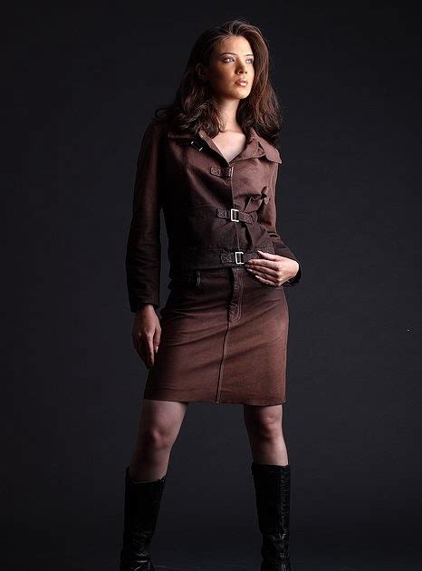 Hot Celebrity Wallpapers Urvashi Sharma Hot Sexy Beautiful Wallpapers Pictures And Videos