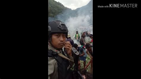 Acara Bakar Batu Di Papua Dan Tarian Suku Amungme Youtube