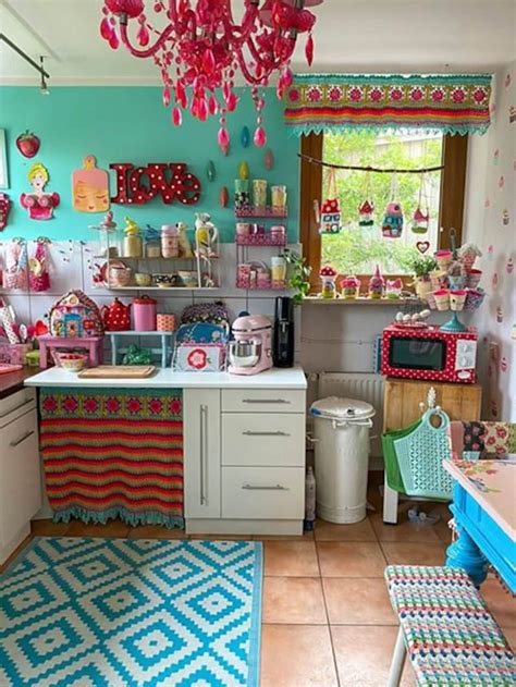 Kitschy Kitchen Decor Ideas - Wonder Forest