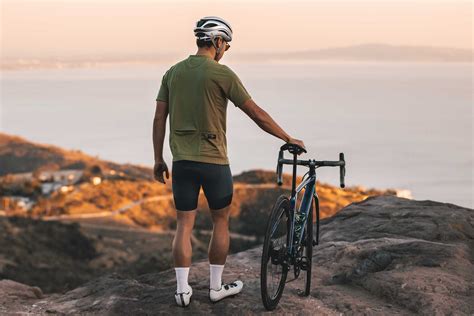 men cycling outfit 4