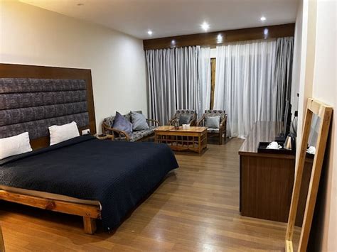 Leh Villas And Beach House Best Price On Cozycozy