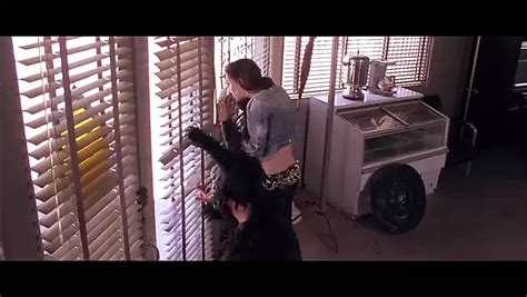 Erstaunliche milf mit dicken möpsen wird im auto gefickt xHamster