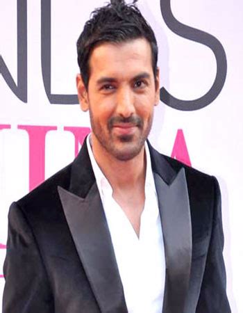 John Abraham Height, Age, Wife, Girlfriend, Biography & More