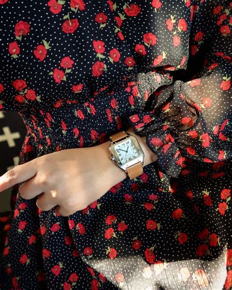 Pin Van Lydia Wiggers Op Wristwatch