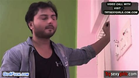 Naukar Ne Malkin Ki Hot Ladki Ko Chuut Me Ungli Karte Huye Dekha Aur Pel Diya Hardcore Chudai