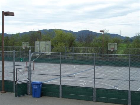 Open Basketball Courts In Marin Right Now — Squadz