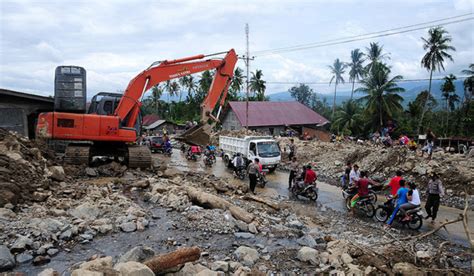 Korban Banjir Bandang Aceh Masih Bertahan Di Pengungsian Leuser