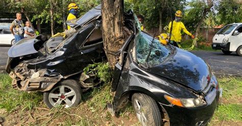 Dos Personas Fallecidas En Accidente De Tránsito La Prensa Gráfica