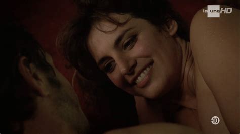 Naked Laetitia Milot In On Se Retrouvera