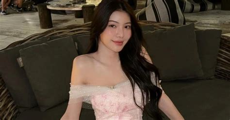 Á hậu Tường San tuổi Nhan sắc ngọt ngào đốt mắt với bikini Báo Dân trí