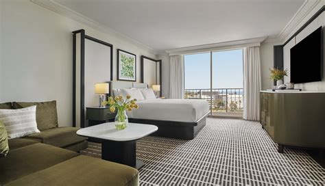 Boutique Hotel Room Image Gallery | Pendry Newport Beach