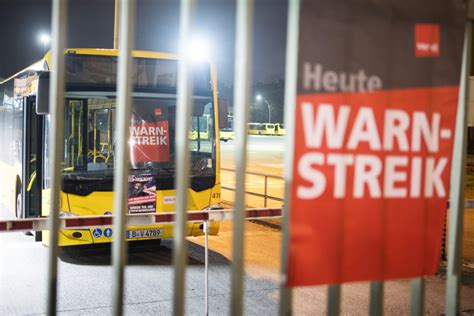 ÖPNV Streik in Frankfurt und Hessen U Bahn Tram und Bus stehen still