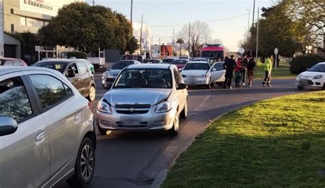 Cuatro Autos Colisionaron En Circunvalación Diario Hoy En La Noticia