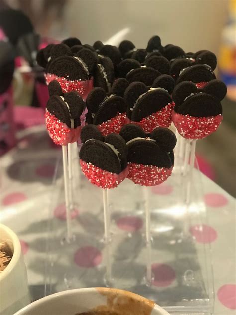 Minnie Mouse Oreos For A Magical Birthday Party