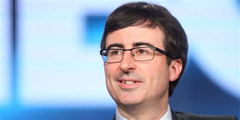 Menaces insultes revenge porn L harcèlement des femmes sur Internet vu par John Oliver