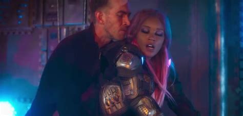 Alien Chick Lets This Boring White Mofo Fuck Her Hole ZB Porn