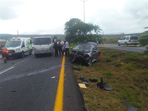 Choque M Ltiple Deja Un Muerto Sobre La Carretera Guadalajara A Morelia