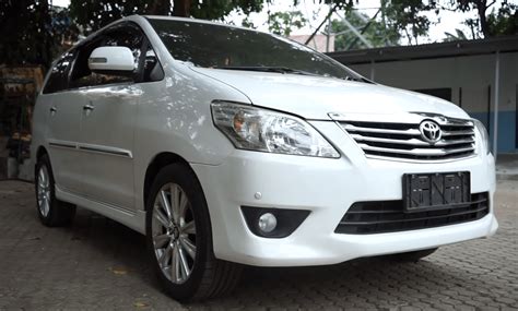 Ini Alasan Mengapa Toyota Kijang Innova V Diesel Masih Banyak Diminati