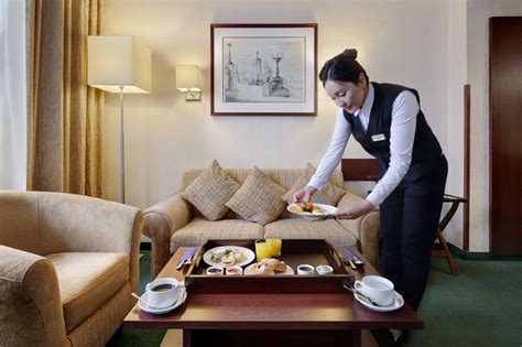 Рум-сервис 24/7 - фотогалерея бизнес-отеля «Аэростар» г. Москва