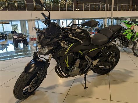 Kawasaki Z Naked Bike