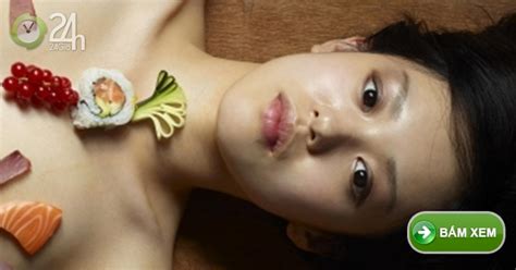 Mẫu nude trên bàn tiệc Nghề ồn ào nhất Nhật Bản