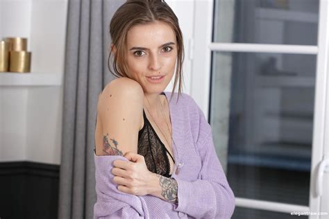 Hot Brunettes Rebecca Volpetti And Alba Lala Fooling Around Together Photos