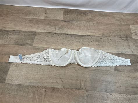 VTG MAIDENFORM Chantilly Nylon Semi Sheer Lace Sissy Nude Strapless Bra B EBay