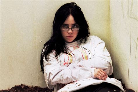 Billie Eilish On Coming To Terms With Her Sexuality Last Year I Wanted My Face In A Vagina